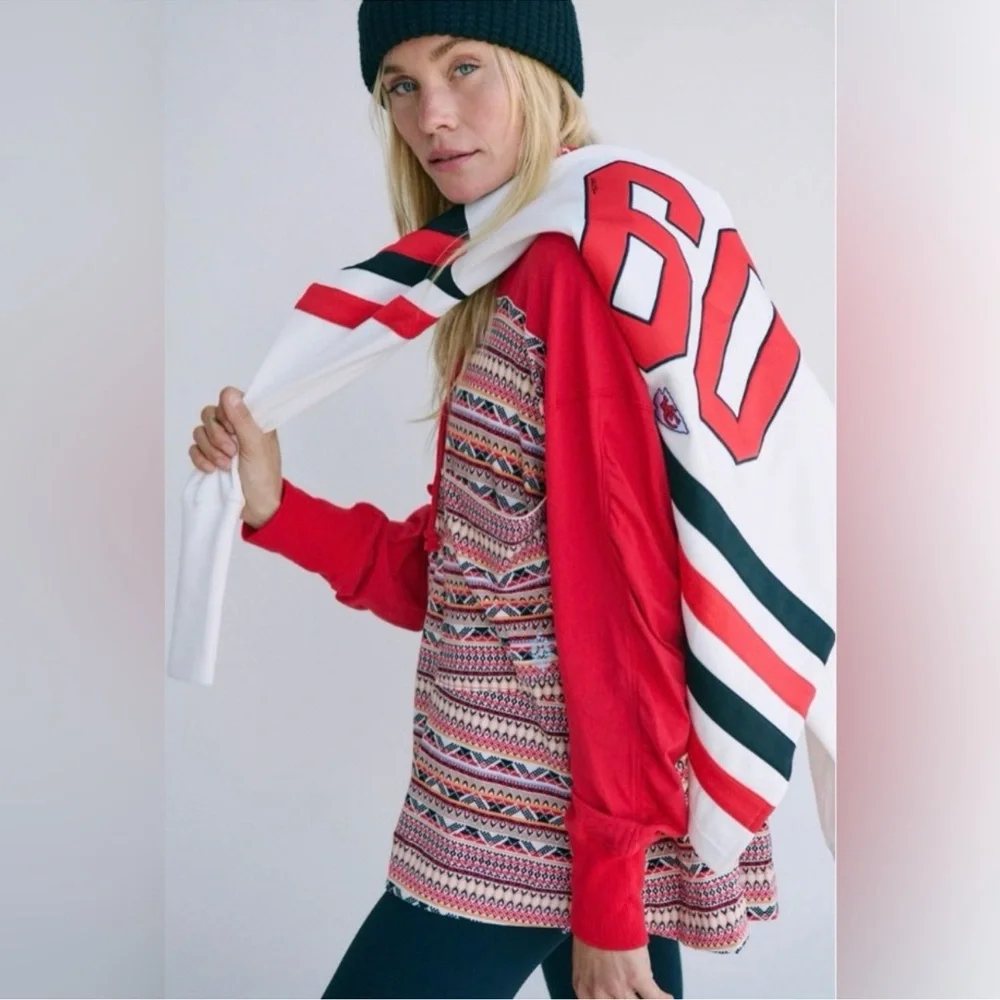 Free People Hot Shot Printed Hooded Layer in Nordic Knit Size Medium - Picture 3 of 5